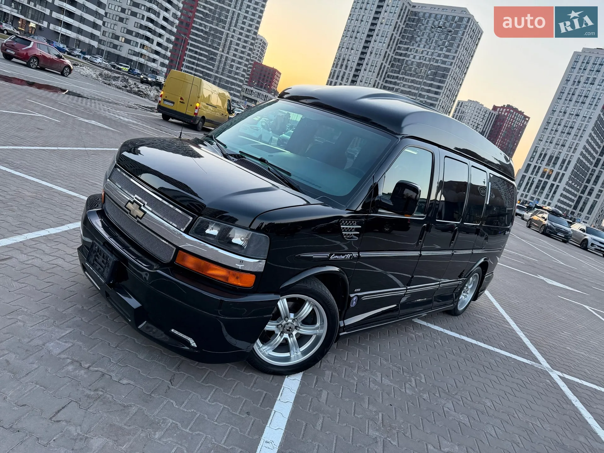 2010 Chevrolet Express - мініатюра 52