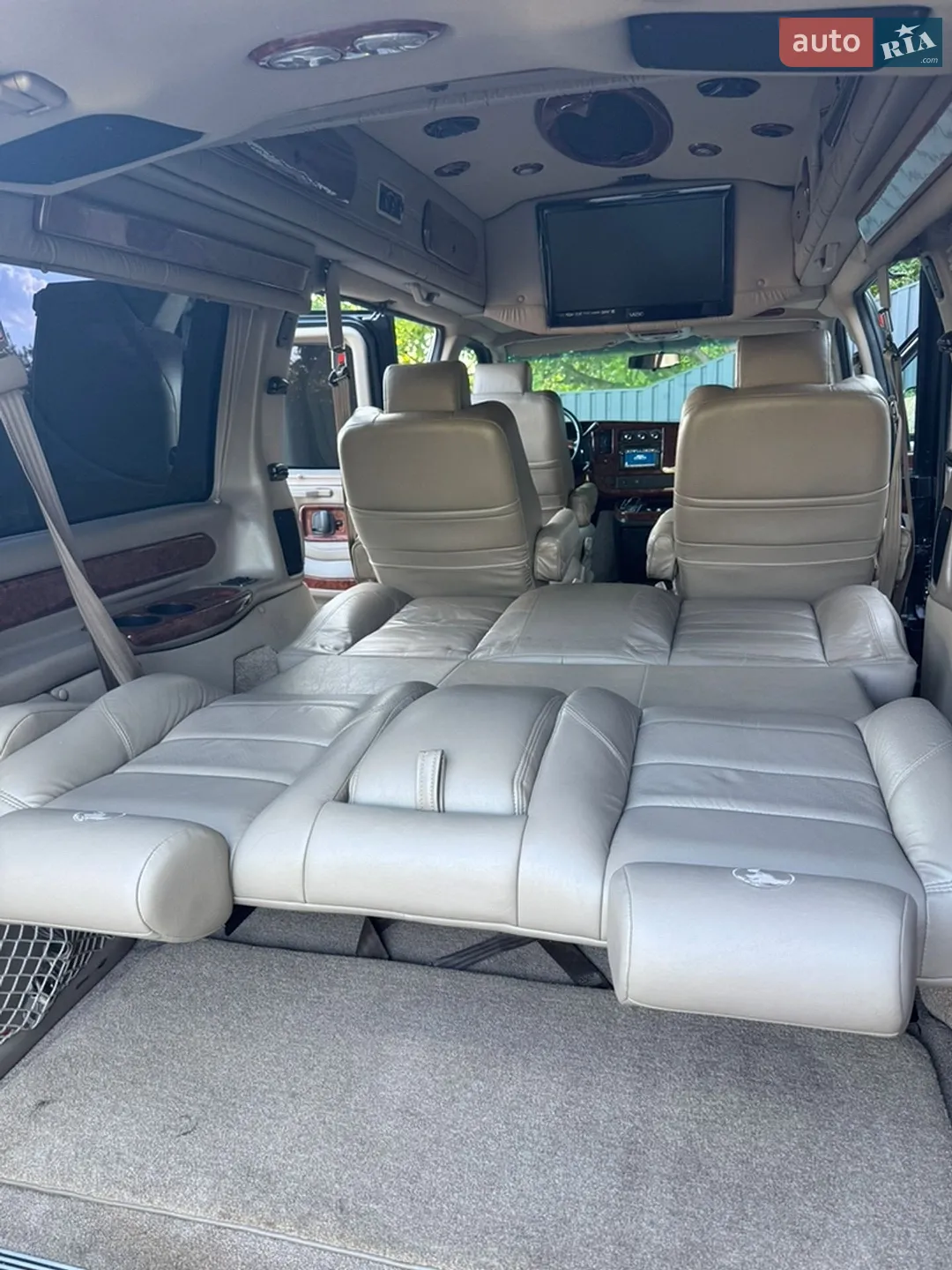 2012 Chevrolet Express - мініатюра 21