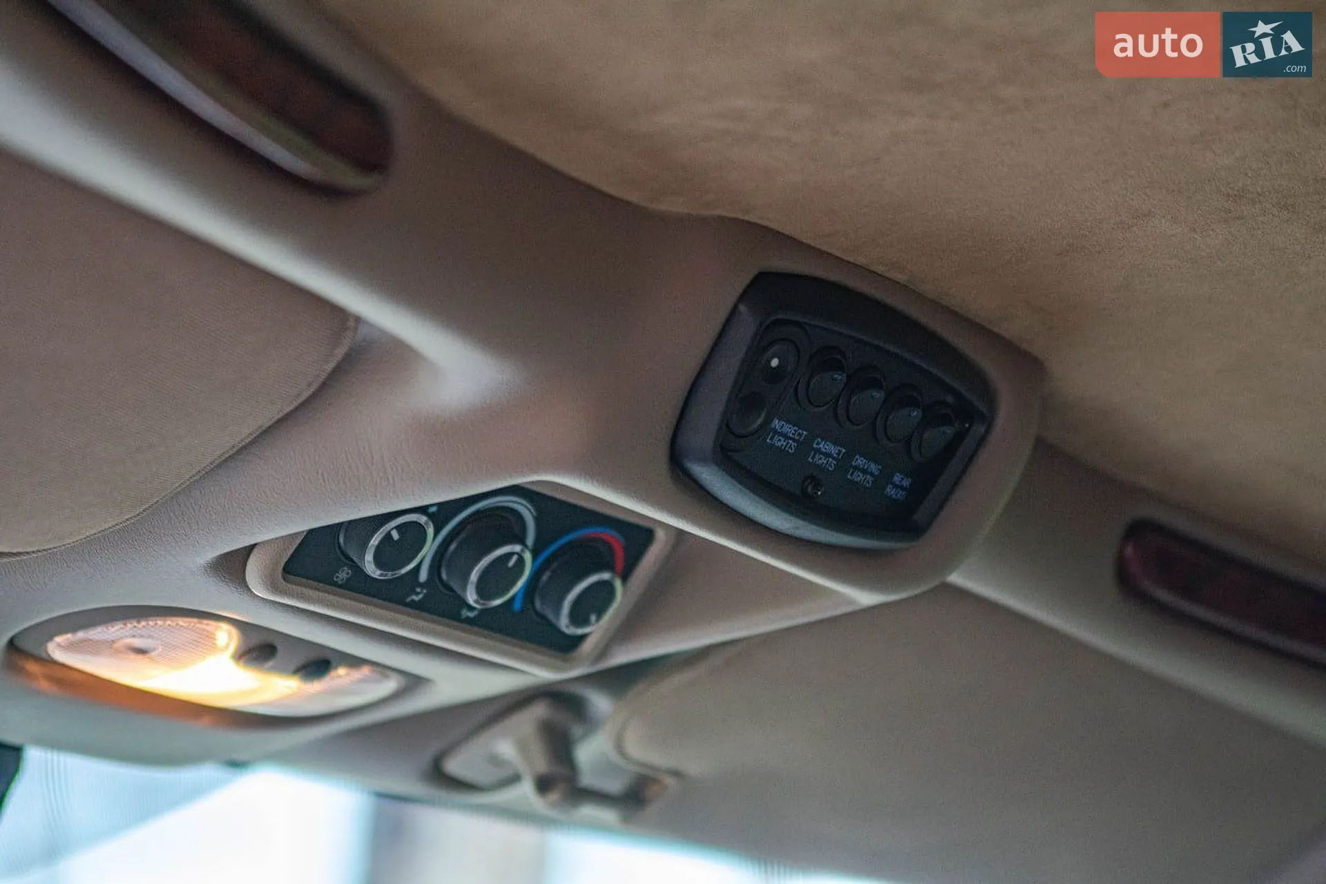 2012 Chevrolet Express - мініатюра 19