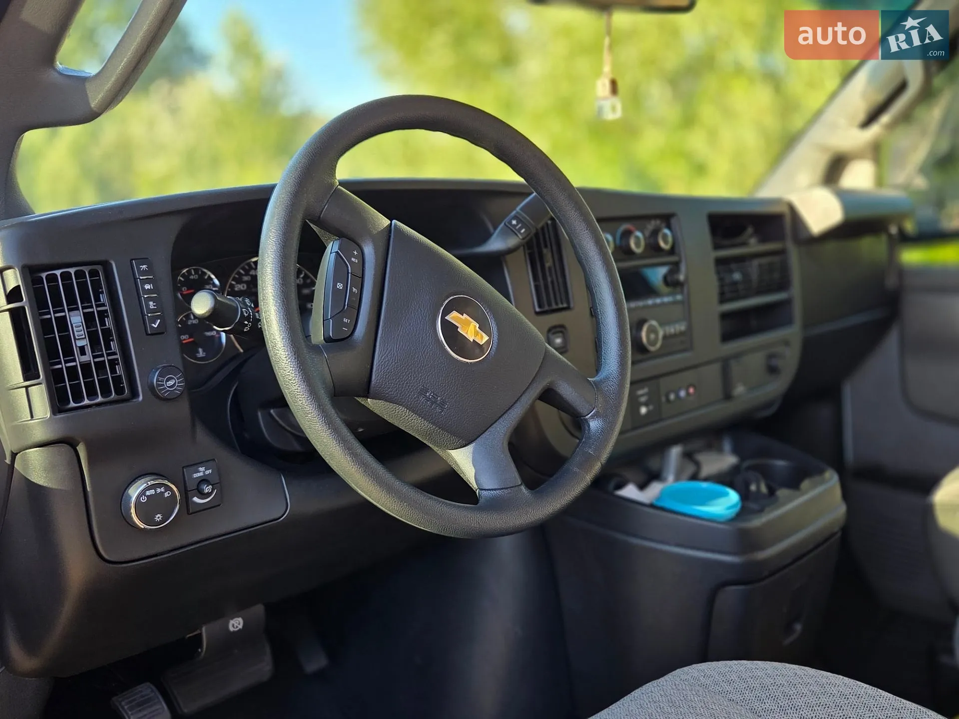 2018 Chevrolet Express - мініатюра 23