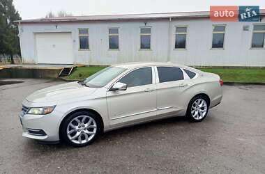 Седан Chevrolet Impala 2014 в Білій