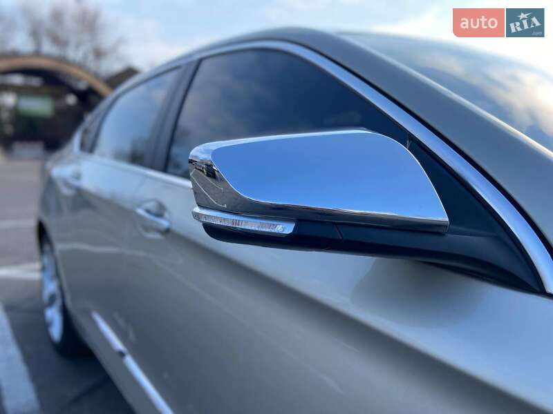 Седан Chevrolet Impala 2013 в Днепре