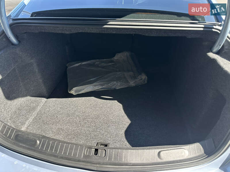 Седан Chevrolet Impala 2014 в Одессе