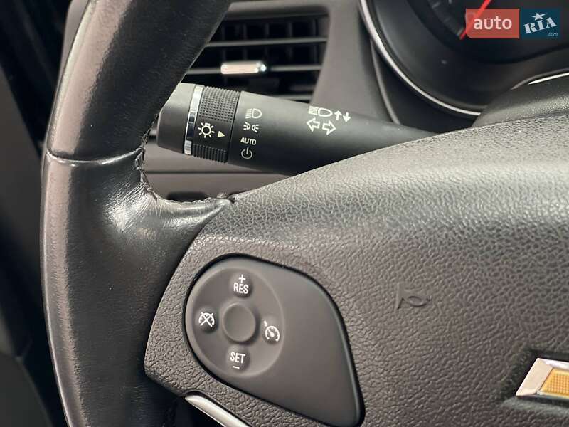 Седан Chevrolet Impala 2019 в Киеве