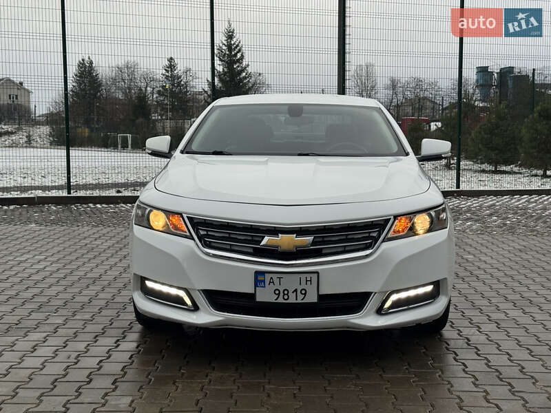 Седан Chevrolet Impala 2018 в Івано-Франківську