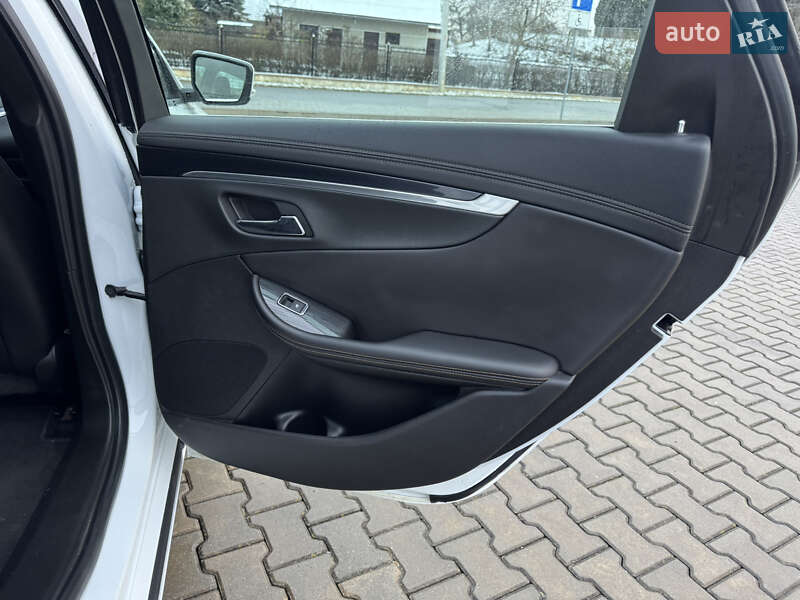 Седан Chevrolet Impala 2018 в Івано-Франківську
