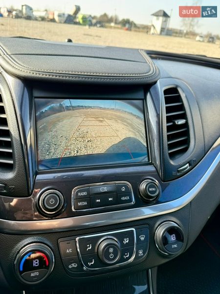 Седан Chevrolet Impala 2018 в Львове