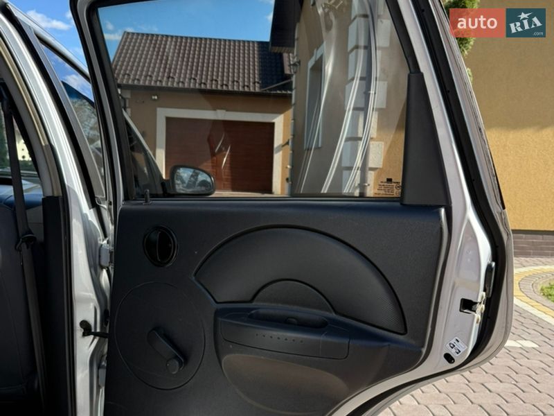 Хетчбек Chevrolet Kalos 2005 в Косові