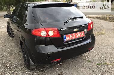 Хэтчбек Chevrolet Lacetti 2006 в Киеве