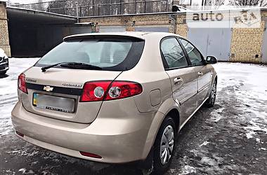 Хетчбек Chevrolet Lacetti 2010 в 