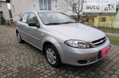 Хетчбек Chevrolet Lacetti 2005 в 