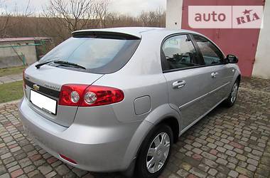 Хетчбек Chevrolet Lacetti 2005 в 