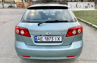 Хетчбек Chevrolet Lacetti 2005 в 