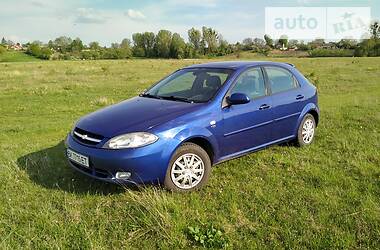 Хэтчбек Chevrolet Lacetti 2007 в Ровно