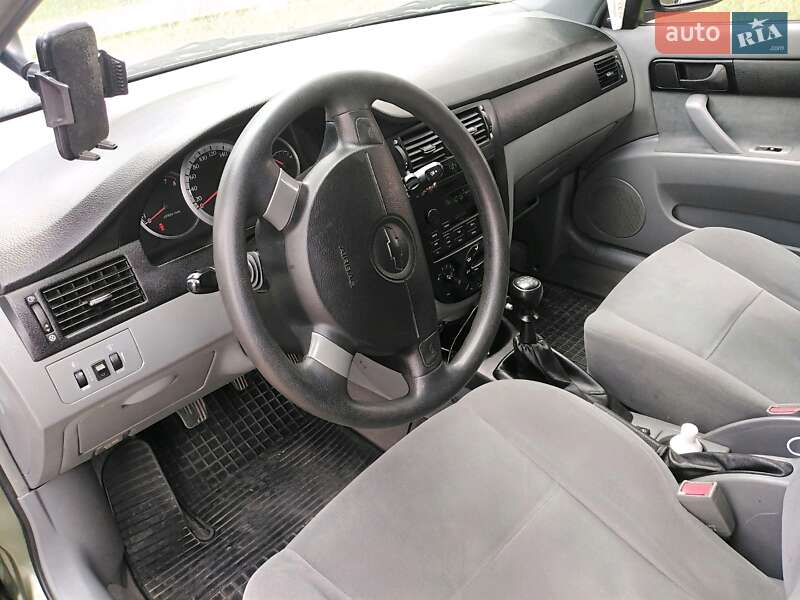 Седан Chevrolet Lacetti 2005 в Ужгороде
