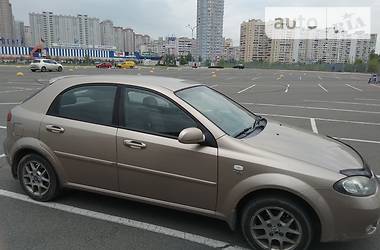 Хэтчбек Chevrolet Lacetti 2007 в Киеве