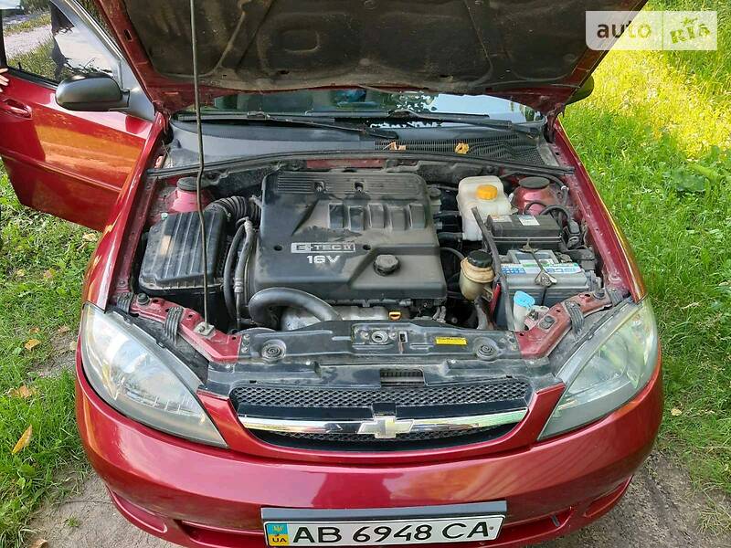 Хетчбек Chevrolet Lacetti 2004 в Жмеринці
