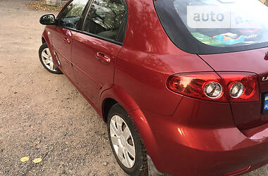 Хэтчбек Chevrolet Lacetti 2006 в Кривом Роге