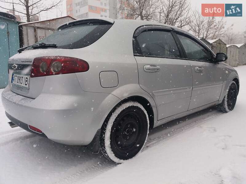 Хэтчбек Chevrolet Lacetti 2005 в Ивано-Франковске фото 7 Хэтчбек Chevrolet Lacetti 2005 в Ивано-Франковске
