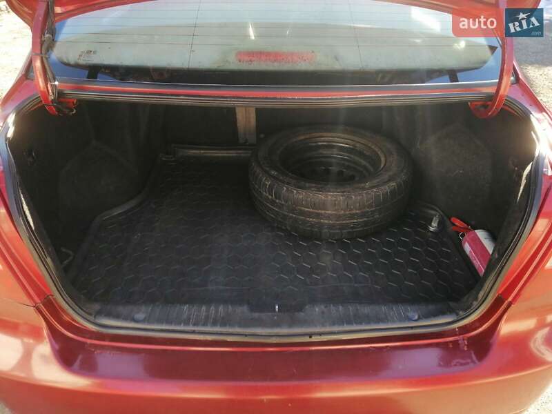 Седан Chevrolet Lacetti 2005 в Локачах