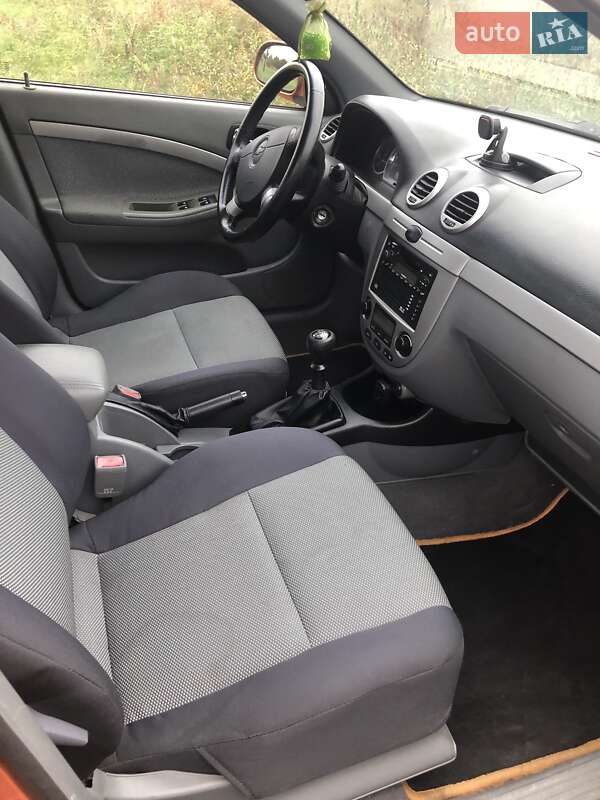 Хетчбек Chevrolet Lacetti 2006 в Запоріжжі