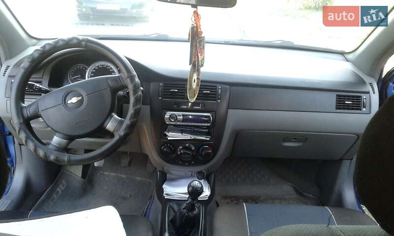 Седан Chevrolet Lacetti 2008 в Ужгороді