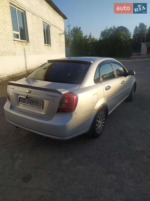 Седан Chevrolet Lacetti 2006 в Дубровице