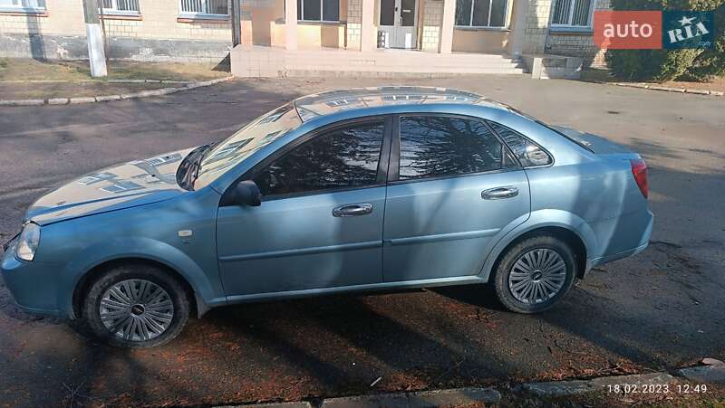 Седан Chevrolet Lacetti 2004 в Смілі