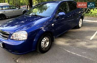 Седан Chevrolet Lacetti 2008 в Киеве