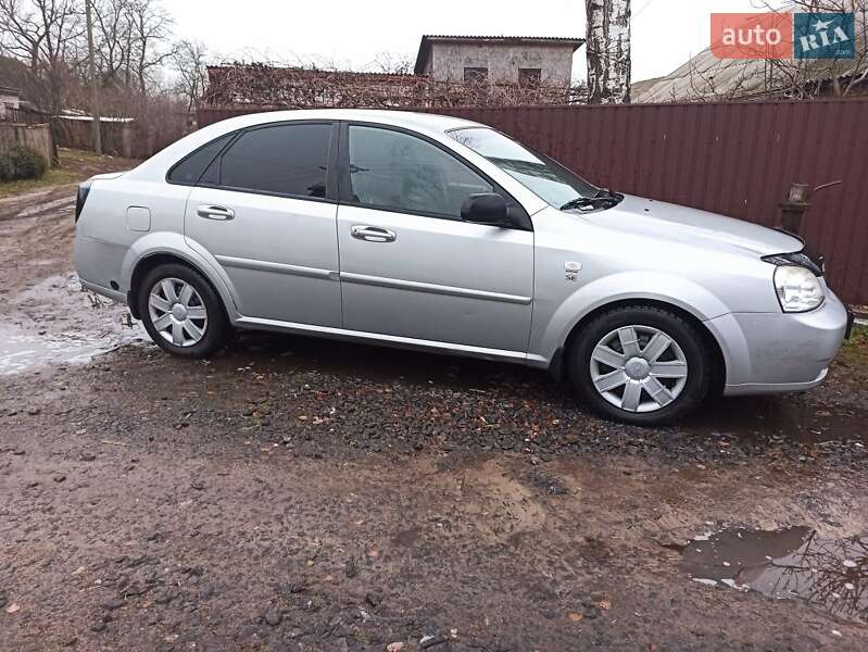 Седан Chevrolet Lacetti 2005 в Черкасах
