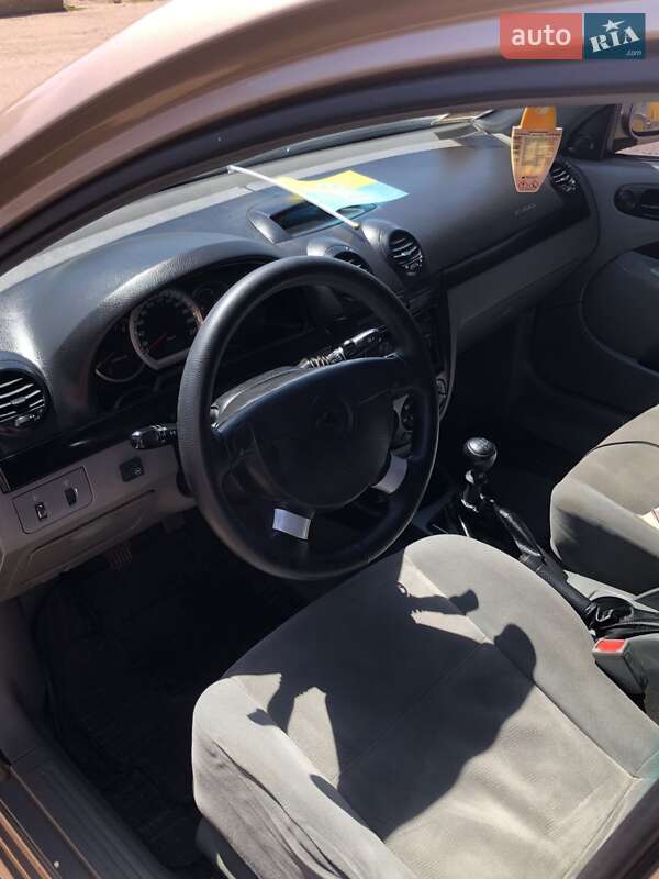 Хэтчбек Chevrolet Lacetti 2008 в Харькове
