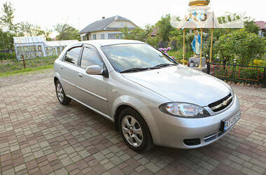 Хэтчбек Chevrolet Lacetti 2004 в Ивано-Франковске