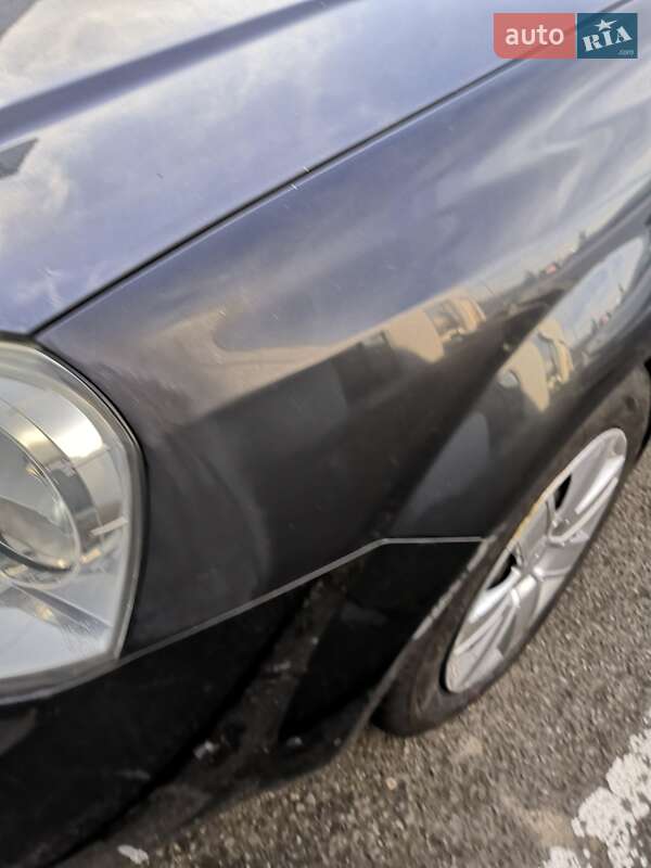 Седан Chevrolet Lacetti 2005 в Львове