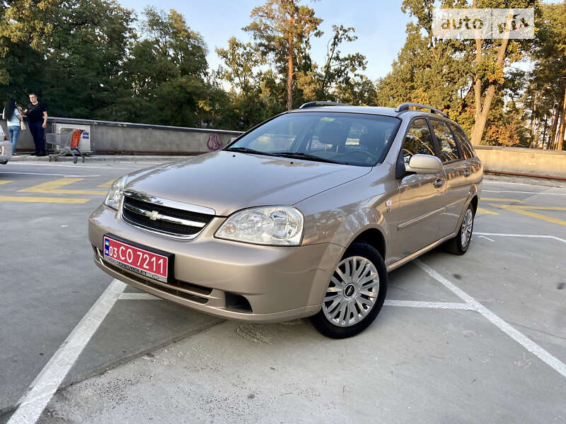 Универсал Chevrolet Lacetti 2009 в Киеве