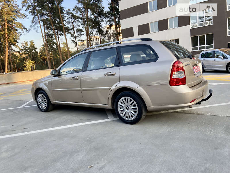 Универсал Chevrolet Lacetti 2009 в Киеве