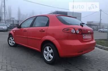 Хэтчбек Chevrolet Lacetti 2006 в Николаеве