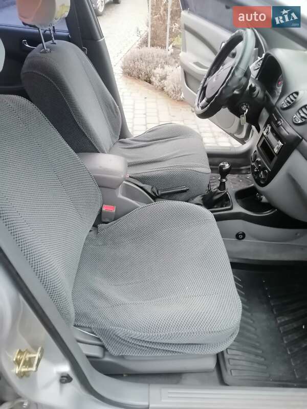 Универсал Chevrolet Lacetti 2005 в Ладыжине