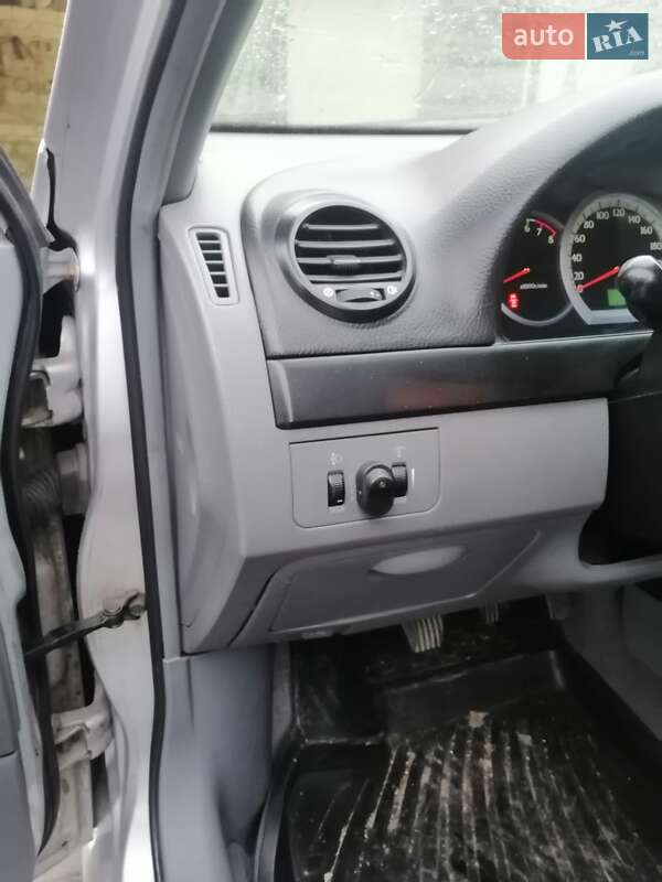 Универсал Chevrolet Lacetti 2005 в Ладыжине