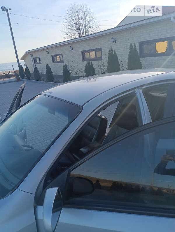 Хетчбек Chevrolet Lacetti 2006 в Южному