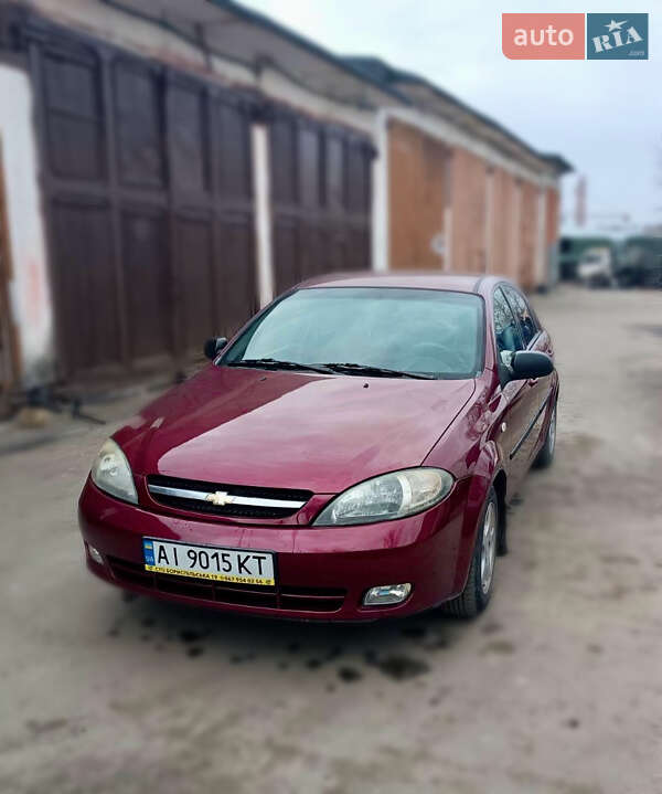 Хэтчбек Chevrolet Lacetti 2005 в Киеве