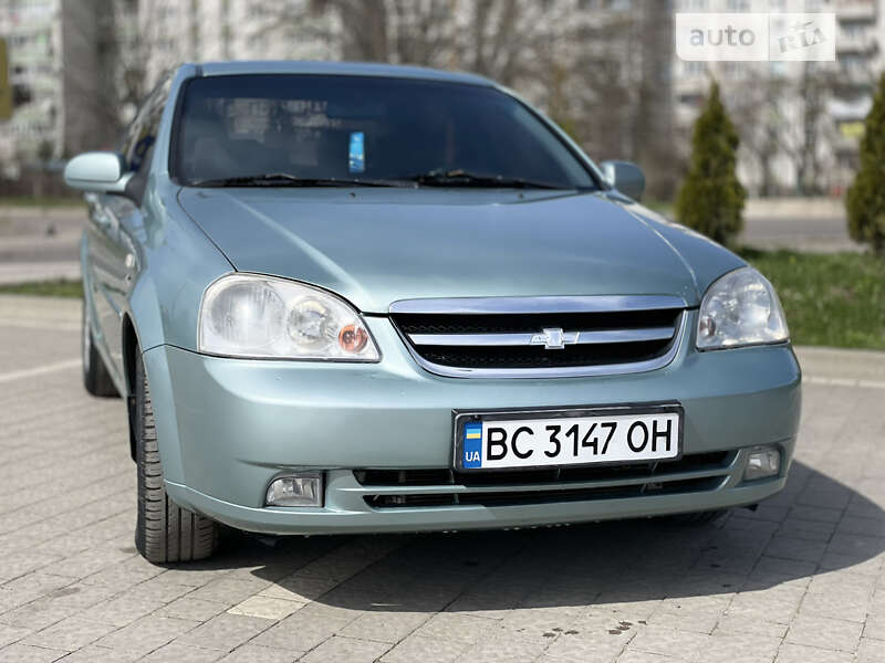 Седан Chevrolet Lacetti 2004 в Дрогобыче