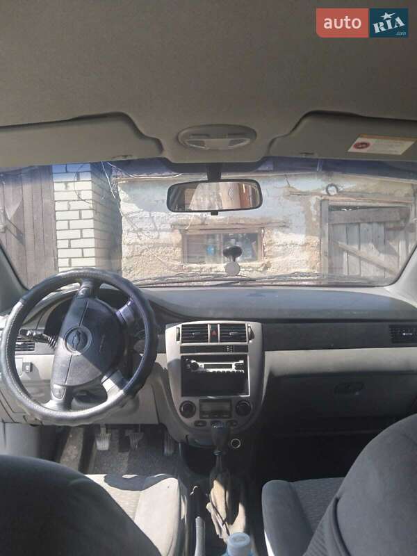 Седан Chevrolet Lacetti 2005 в Великій Михайлівці