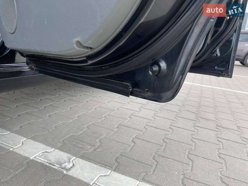 Седан Chevrolet Lacetti 2004 в Києві