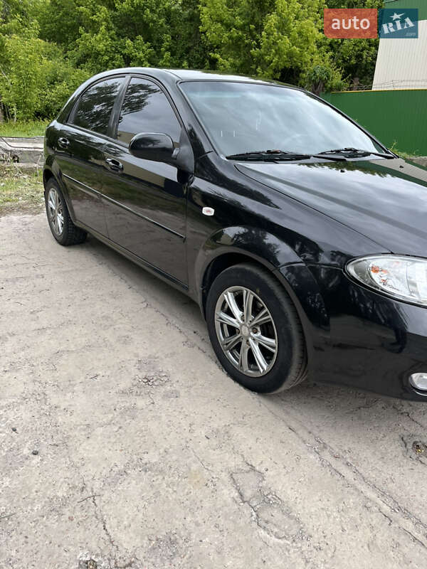 Хетчбек Chevrolet Lacetti 2006 в Лубнах