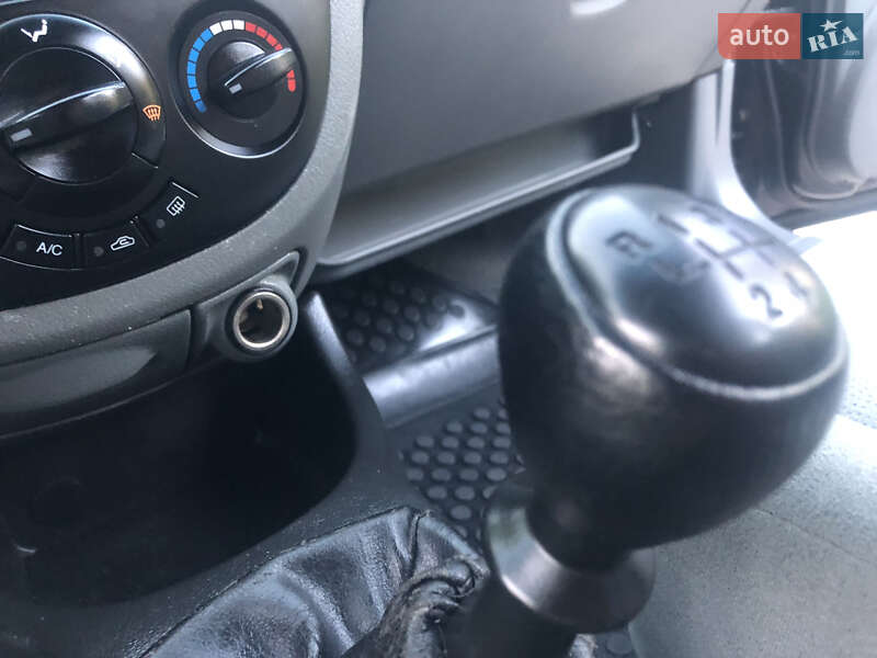 Седан Chevrolet Lacetti 2005 в Каменском фото 14 Седан Chevrolet Lacetti 2005 в Каменском