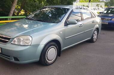 Седан Chevrolet Lacetti 2004 в Киеве