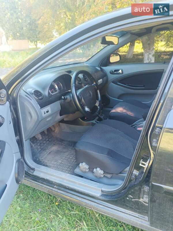 Хетчбек Chevrolet Lacetti 2006 в Ярмолинцях фото 4 Хетчбек Chevrolet Lacetti 2006 в Ярмолинцях
