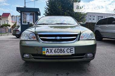 Седан Chevrolet Lacetti 2004 в Киеве