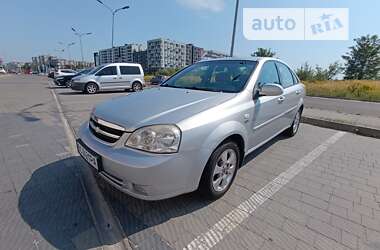 Седан Chevrolet Lacetti 2008 в Львове