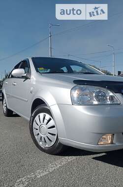 Седан Chevrolet Lacetti 2005 в Днепре